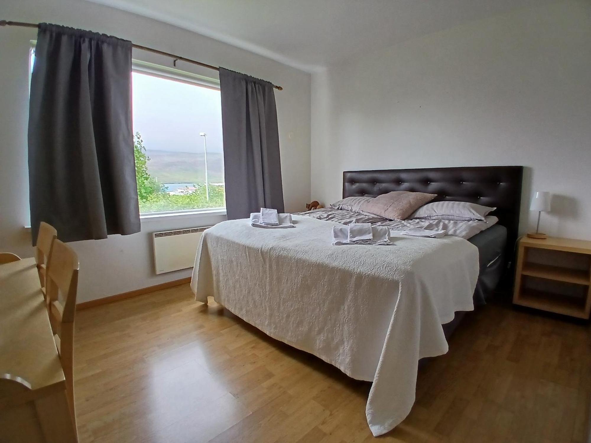 Guesthouse Talknafjoerthur ภายนอก รูปภาพ