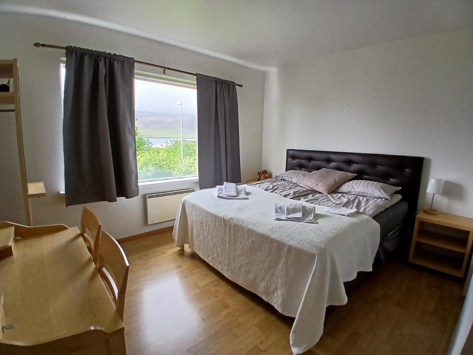 Guesthouse Talknafjoerthur ภายนอก รูปภาพ